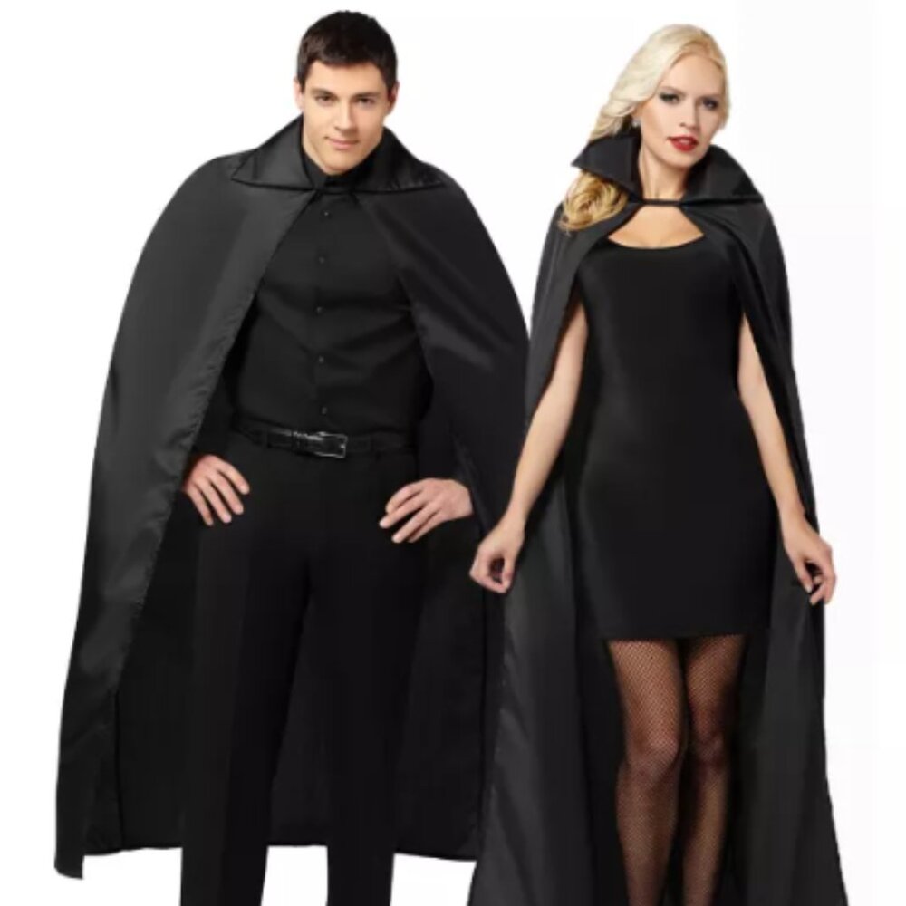 Spirit Black Collared Cape - includes vampire fangs and pendant!